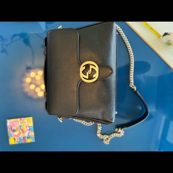 Dollar Calfskin Interlocking G Top Handle Shoulder Bag Black - Picture 7 of 10